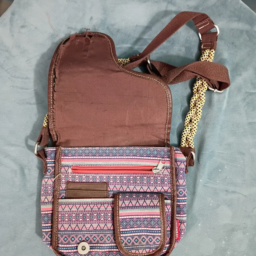 UNIONBAY crossbody bag